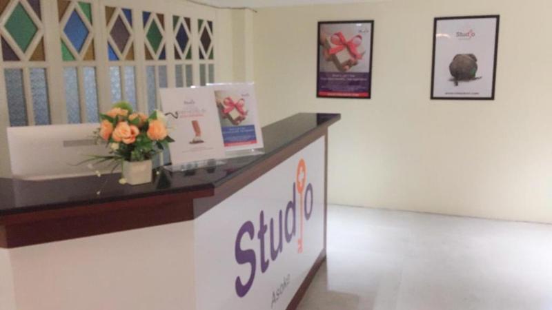Отель Studio Asoke Бангкок Экстерьер фото